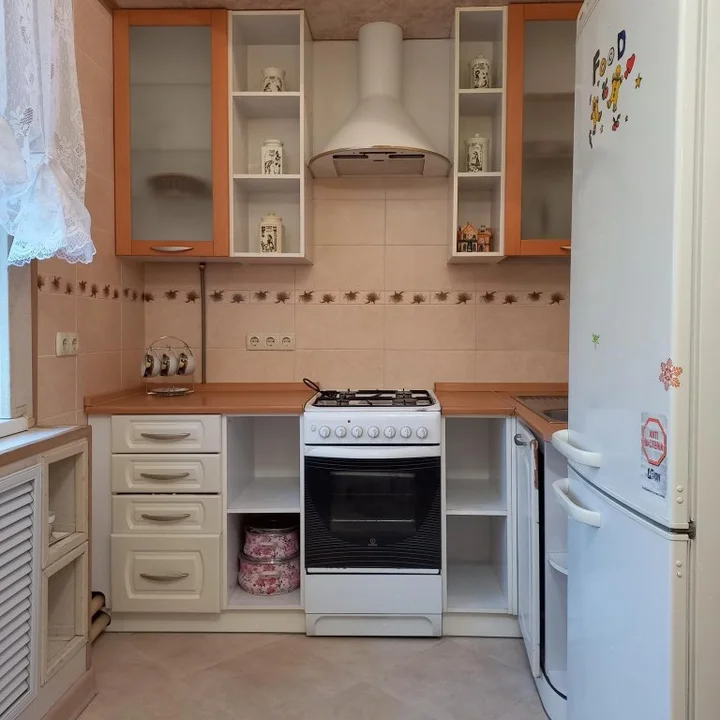 Ейск: Частный дом с садом на Камышановых