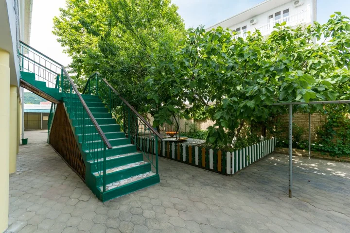 Тенгинское сельское поселение: Курортный отель Лазурный берег