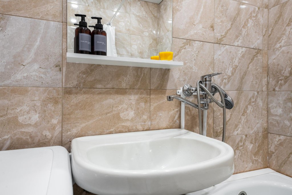 Москва: Sunmarine apartments (Санмарин апартментс) на шоссе Боровское