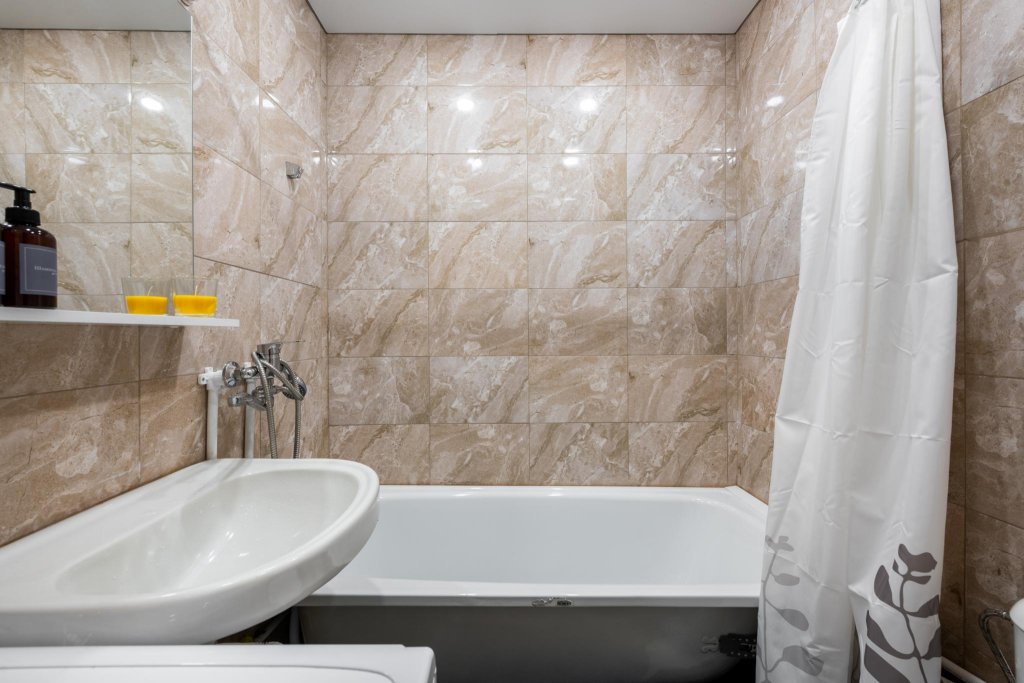 Москва: Sunmarine apartments (Санмарин апартментс) на шоссе Боровское