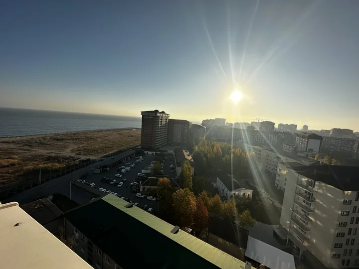 Махачкала: Апартаменты 3х Комнатные с Видом на Море