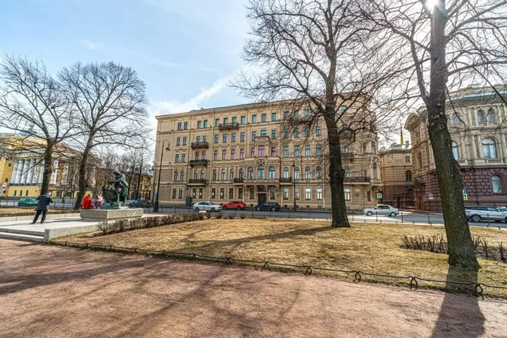 Санкт-Петербург: Квартира "ARent (АРент)" на набережной Адмиралтейская