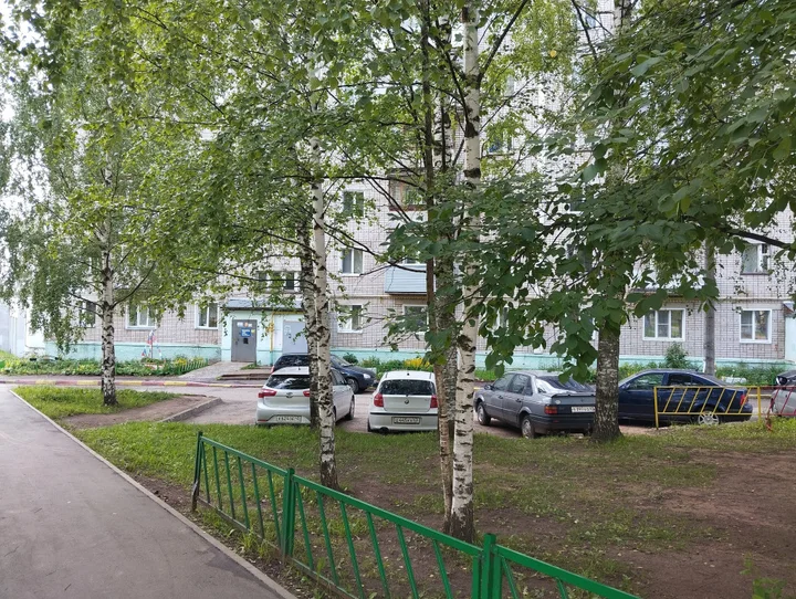 Киров: Квартира Уютная на Физкультурников