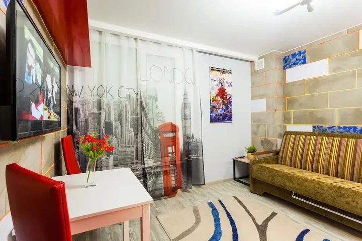 Санкт-Петербург: LeoHotels on 4th Sovetskaya,8