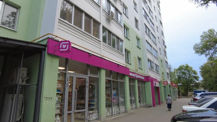Саратов: Апартаменты Loft Apartment/7 Lampovaya