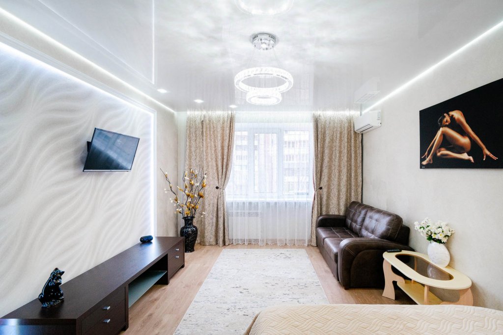 Омск: Апартаменты Delux on Mayakovskogo 20