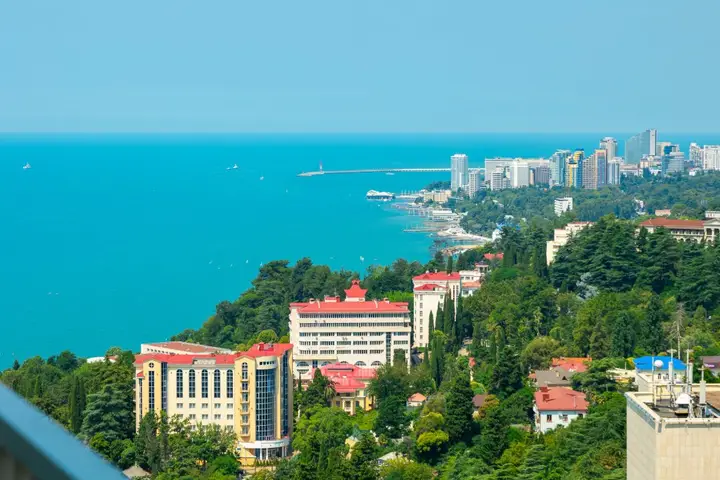 Апартаменты С 2 Спальнями с Видом на Горы и Море — фото 1