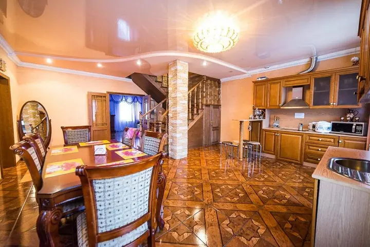 Шерегеш: Apartamenty na ul. YUbilejnaya, d. 2b