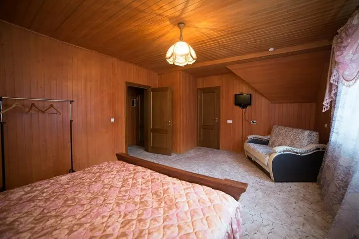 Шерегеш: Apartamenty na ul. YUbilejnaya, d. 2b