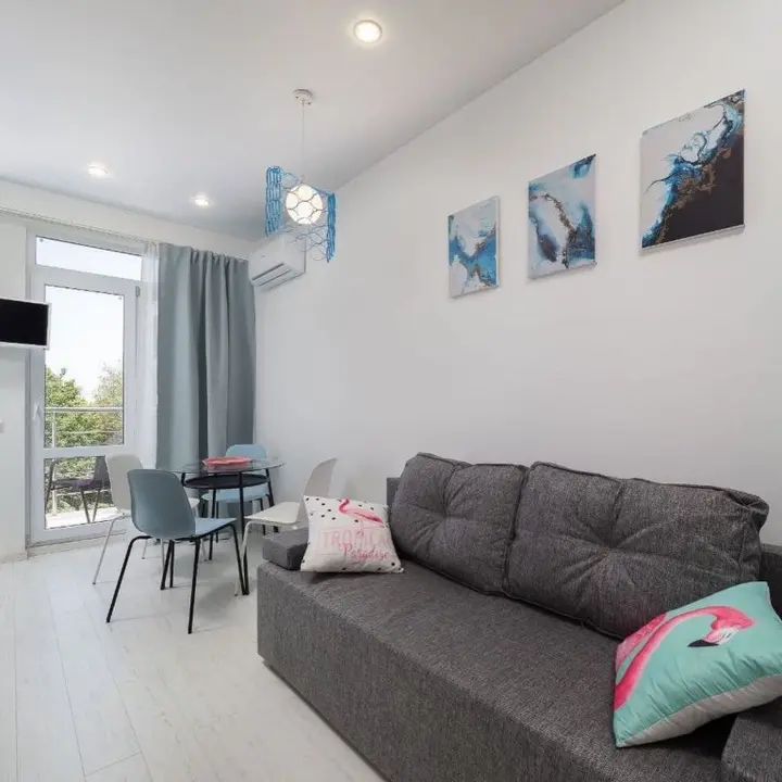 Сириус: Апартаменты More Rooms в ЖК Лето апр150