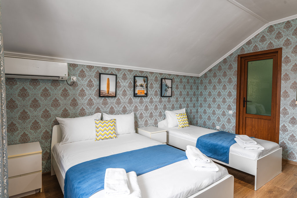 Сириус: Гостевой дом Надежда Rooms