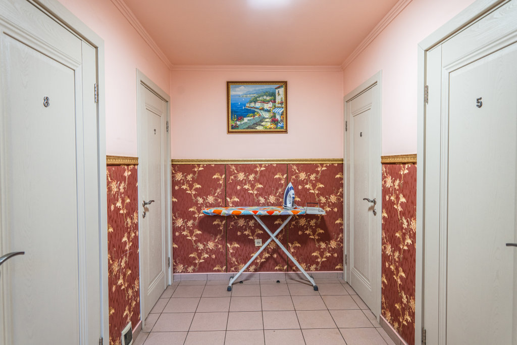 Сириус: Гостевой дом Надежда Rooms