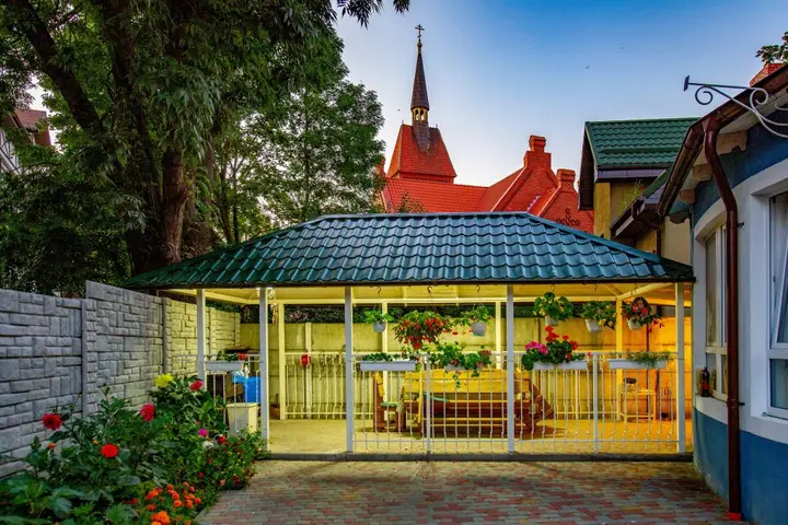 carousel image 1