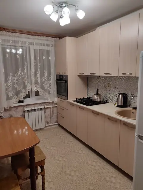 Апартаменты 3-к - Уютно/Удобно/Доступно - станция метро Проспект Победы — фото 4
