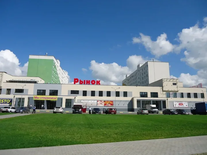 Нижний Новгород: Апартаменты с Видом на Озеро