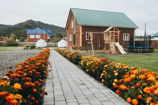 Озёрное: Usadba Kotovskikh