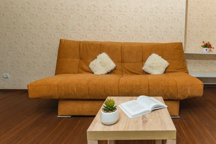 Оренбург: Апартаменты LikeHome на 60 Лет Октября 3