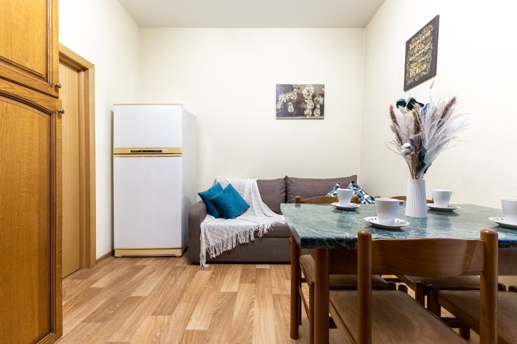 Казань: Апартаменты Comfort Home на 10 гостей на Карла Маркса 39