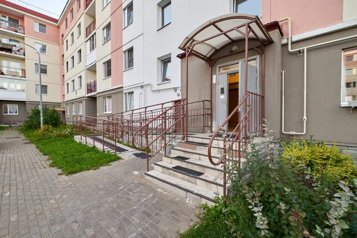 Петергоф: Апартаменты Санкт-Петербург Петергоф Ропшинское Шоссе 3/6