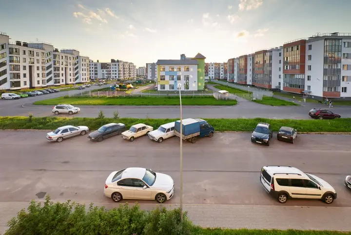 Петергоф: Апартаменты Санкт-Петербург Петергоф Ропшинское Шоссе 3/6