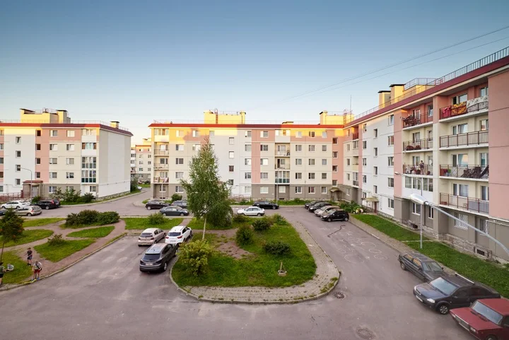 Петергоф: Апартаменты Санкт-Петербург Петергоф Ропшинское Шоссе 3/6