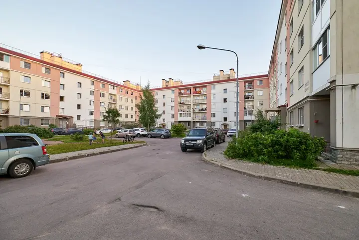 Петергоф: Апартаменты Санкт-Петербург Петергоф Ропшинское Шоссе 3/6