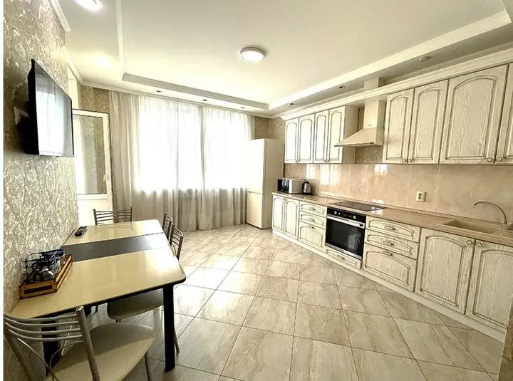 Брянск: Flats-Line (Флэтс-Лайн) на Красноармейской 130