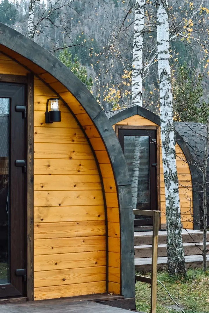Турбаза Юность: Гостевой дом Seven Lodge