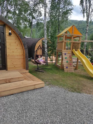 Турбаза Юность: Гостевой дом Seven Lodge