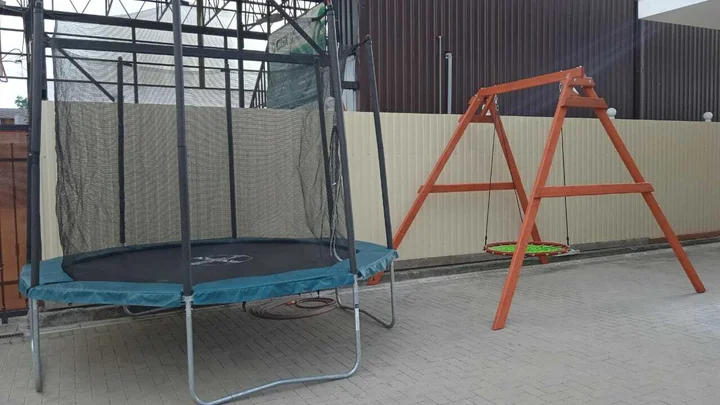 Вардане: Гостевой Дом Айсберг