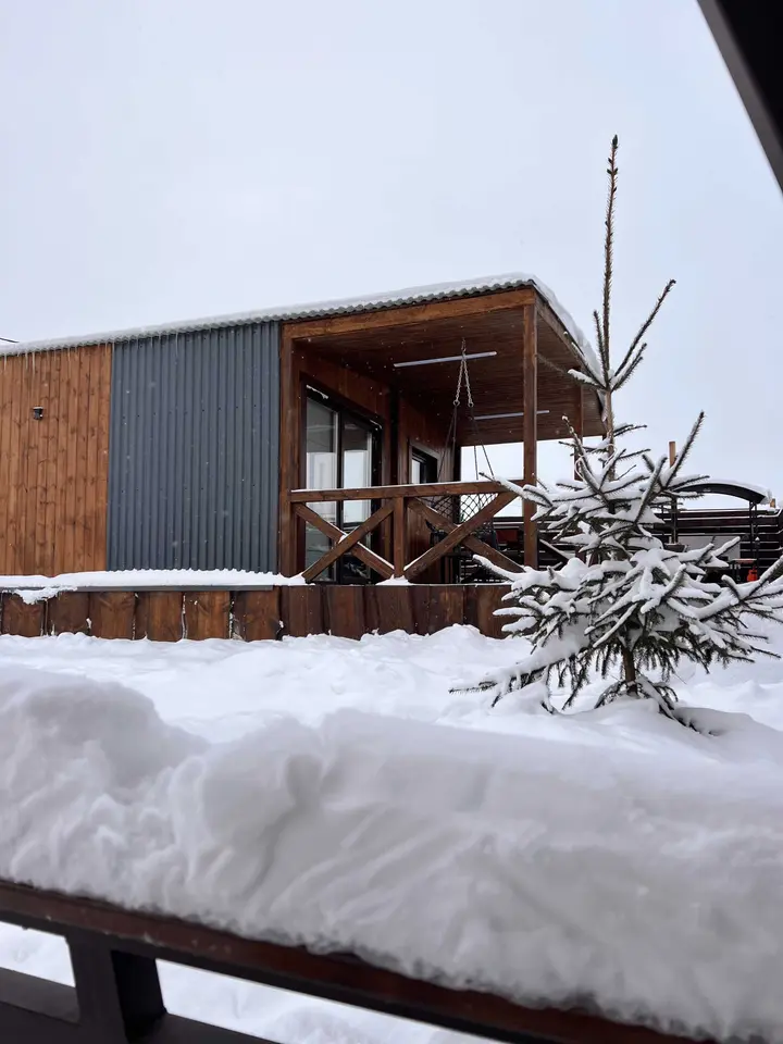 Сухая Балка: Hut house