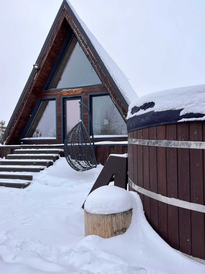 Сухая Балка: Hut house