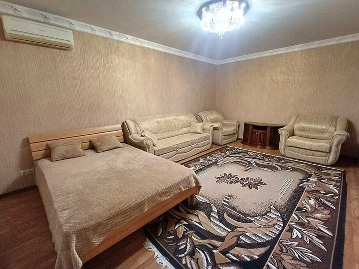 Пятигорск: Двухкомнатная квартира, 70кв.м. Цветник, центр