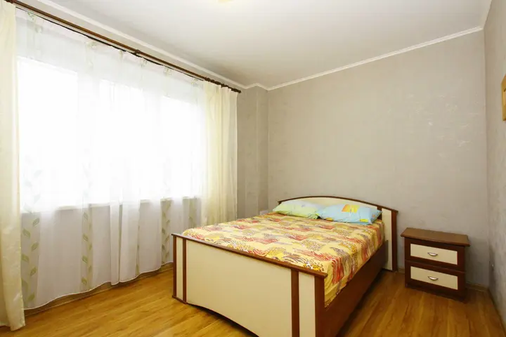 Челябинск: АльтОтель Апартаменты на 40 лет Победы 31-В (арт. 003)