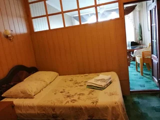 Утёс: Ноги в море