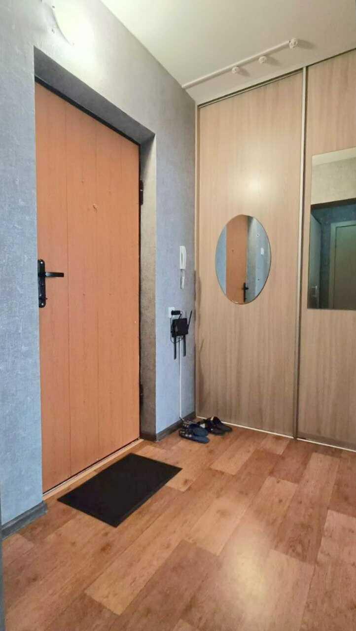 Красноярск: 1-комнатная квартира на Партизана Железняка (рядом с ТРЦ Июнь)