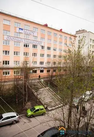 Мурманск: "Квартира в самом центре города" улица Коммуны 16
