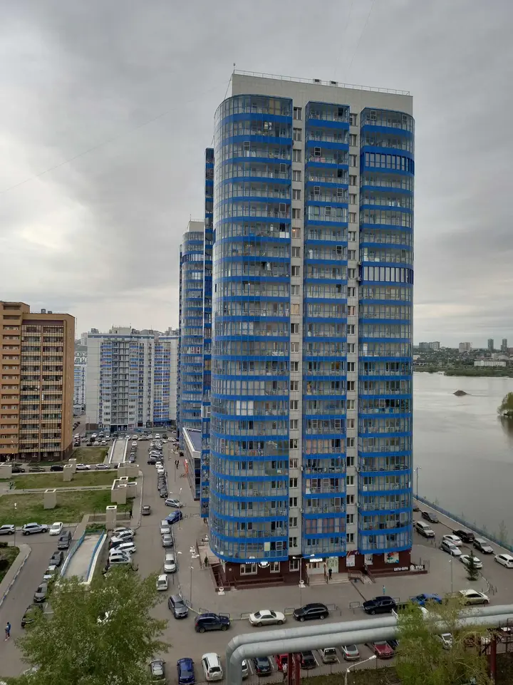 Красноярск: Апартаменты на Набережной реки Енисей