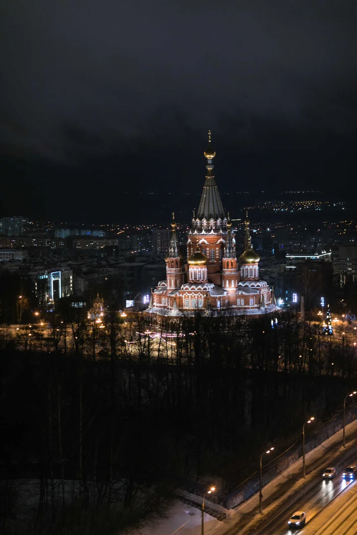 Ижевск: Премиум Апартаменты LOCA REPUBLIC на 20 этаже с видом на центральную площадь