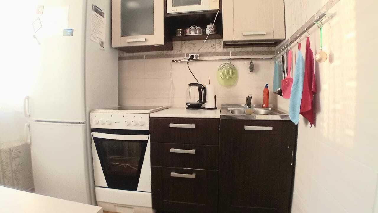 Междуреченск: Апартаменты у вокзала на Брянской 4
