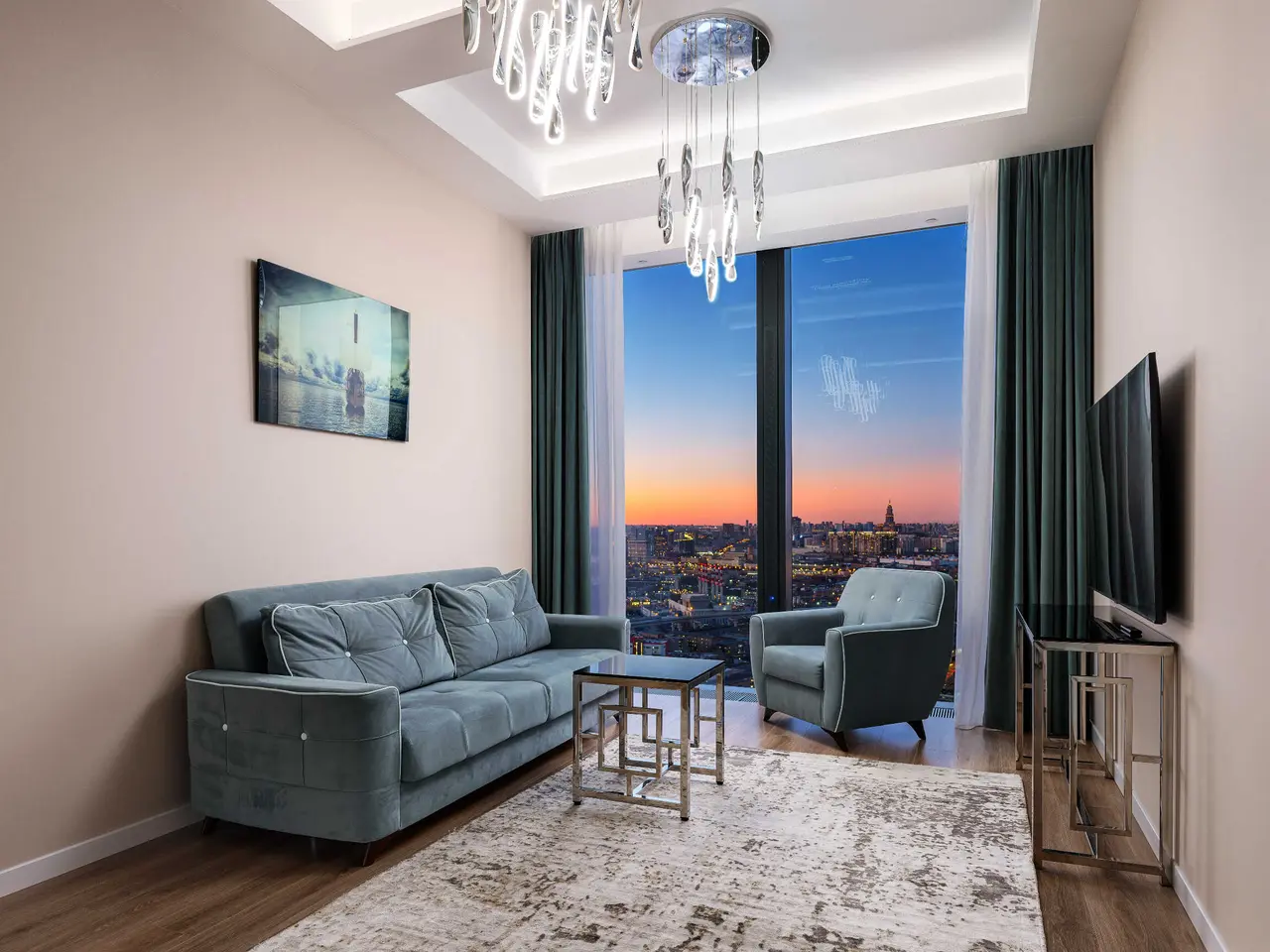 Москва: Апартаменты Neva Towers