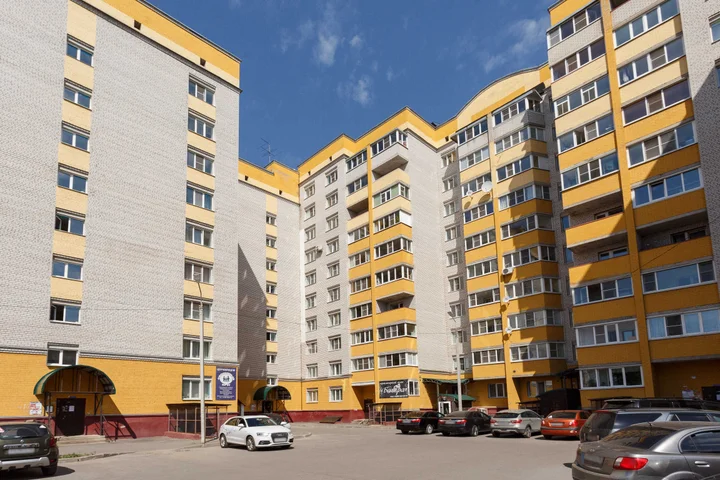 Вологда: Белые ночи у ТРЦ Остров