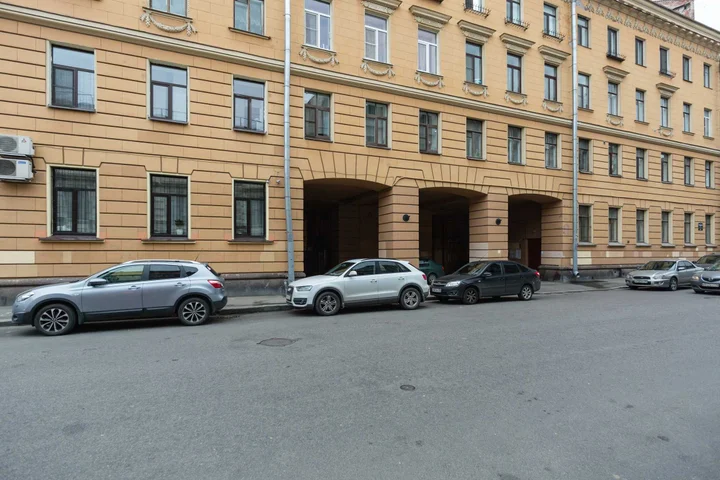 Санкт-Петербург: Апартаменты недалеко от Сенной площади по улице Гражданской