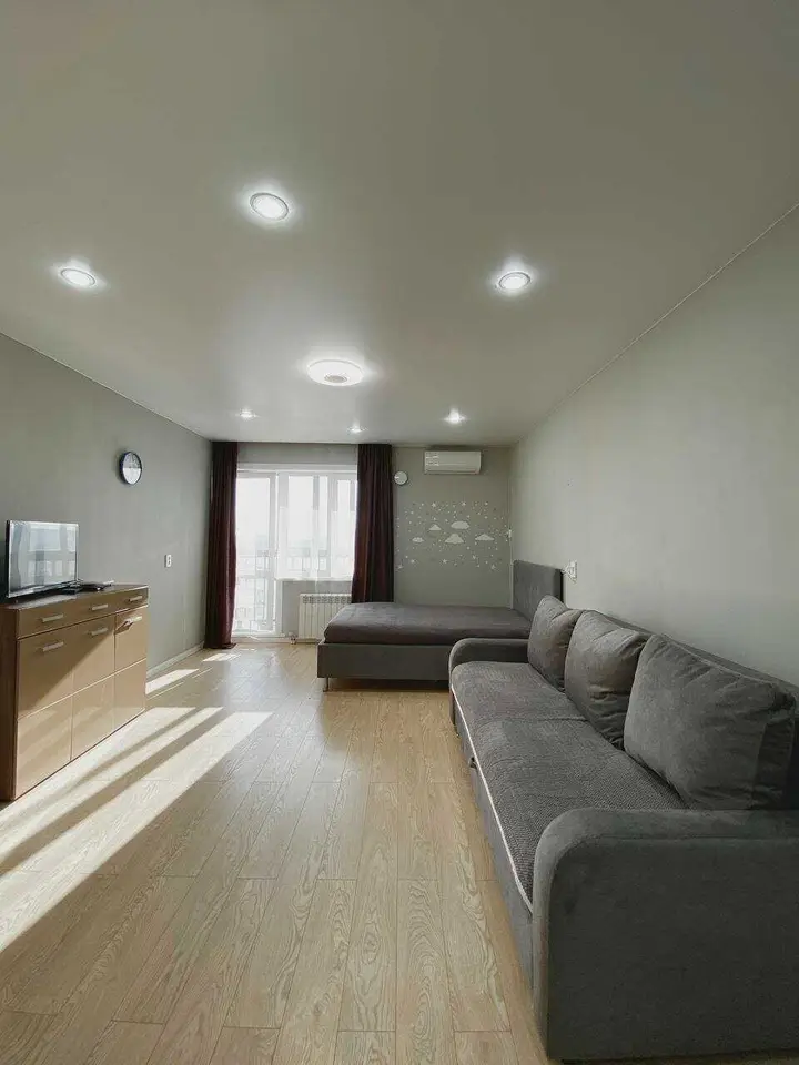 carousel image 3