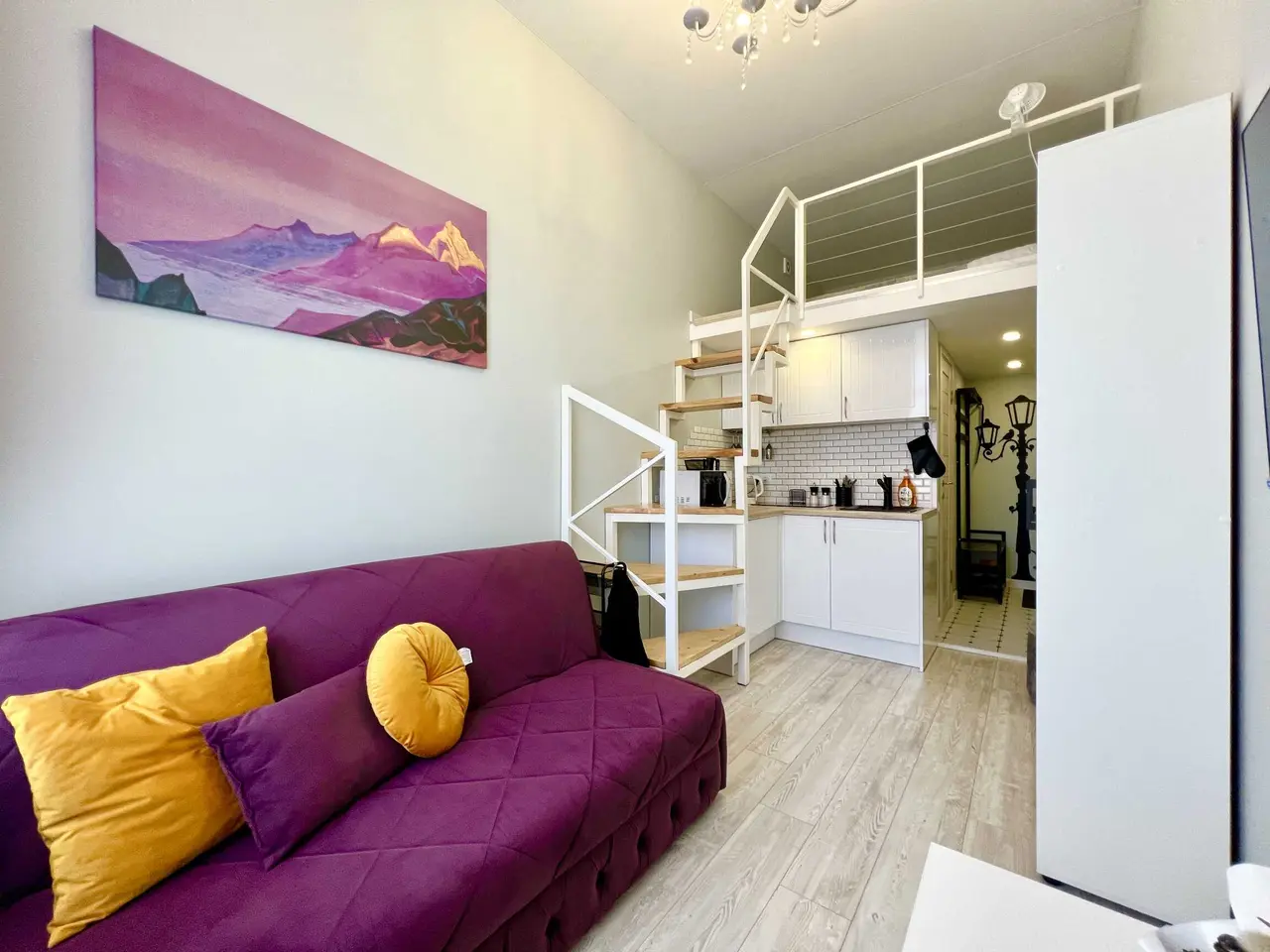 Санкт-Петербург: ApartAni Студия с мобильным кондиционером