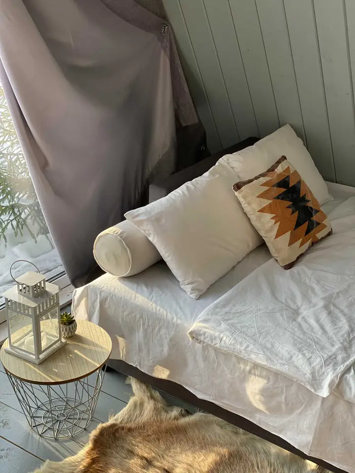 carousel image 4