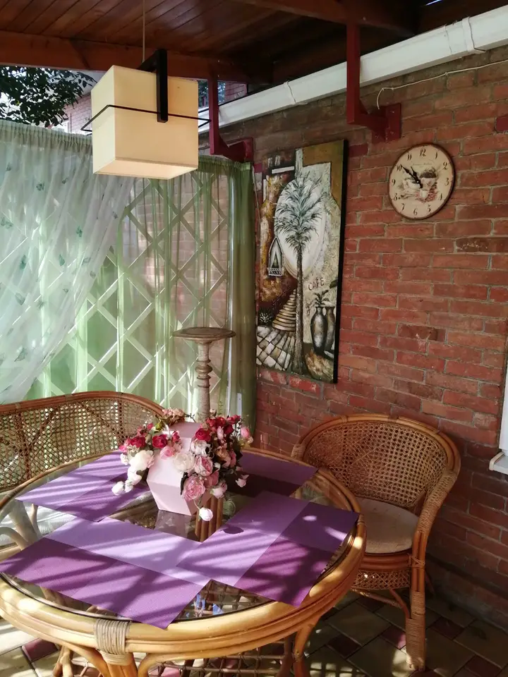 carousel image 0