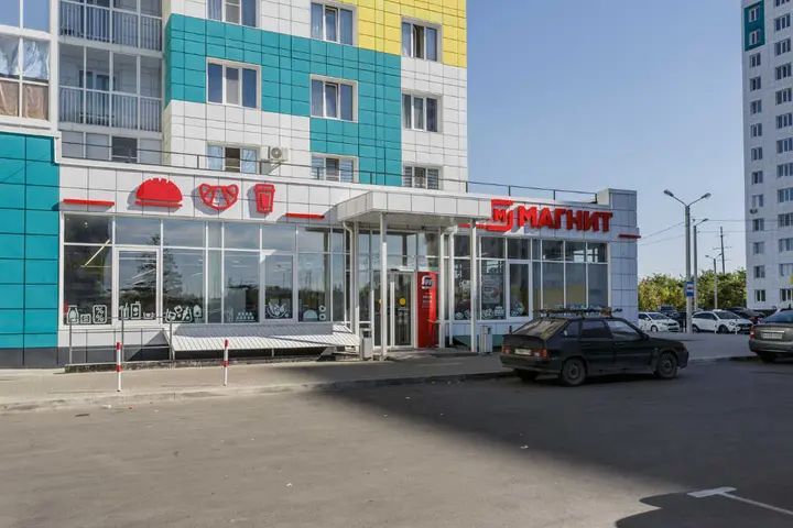 Воронеж: Апартаменты на Адмирала Чурсина 6