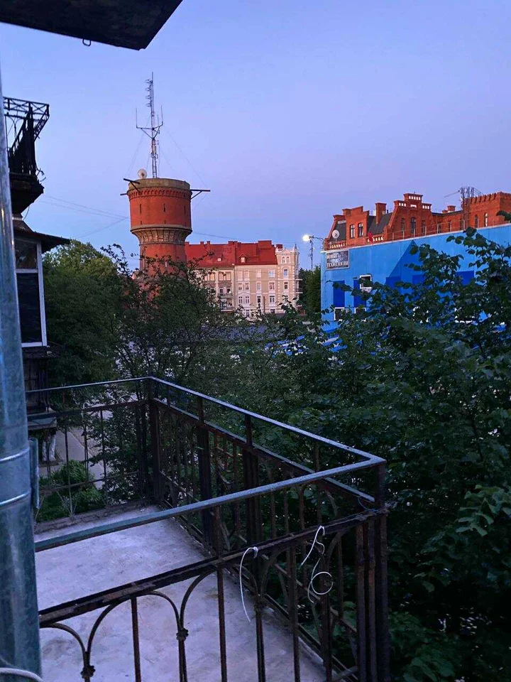 Черняховск: Просторные апартаменты у башни