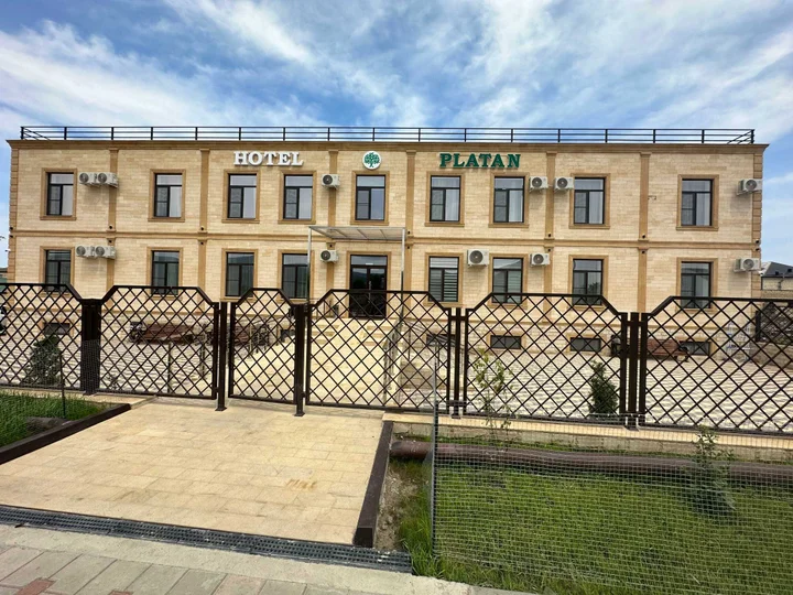 Дербент: Platan
